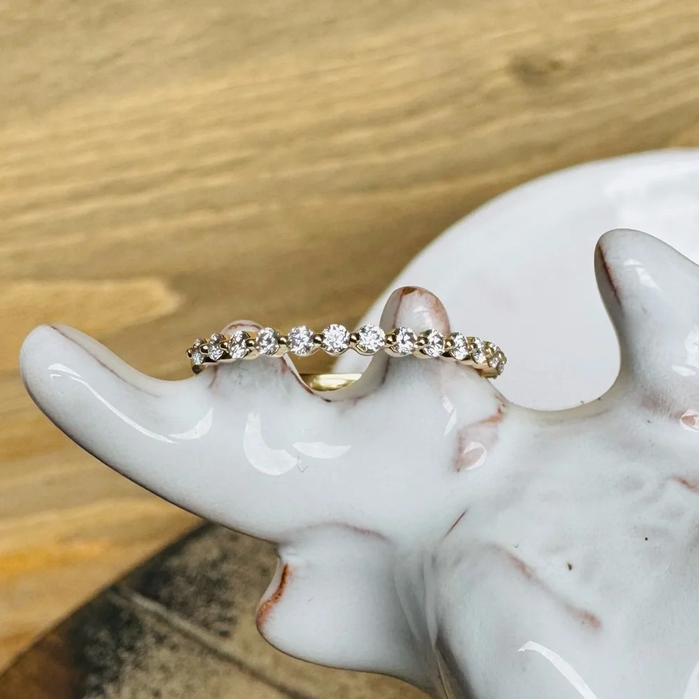 14KYG Moissanite Bubble Prong Ring Band